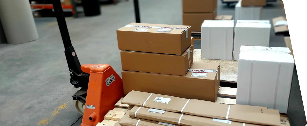 Packaging and Door Delivery Packaging and Door Delivery